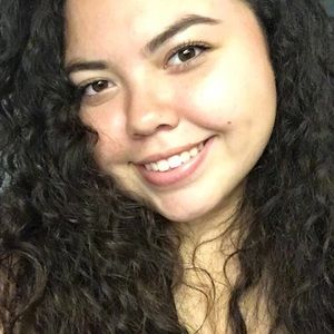 Meet your Posher, Arianna